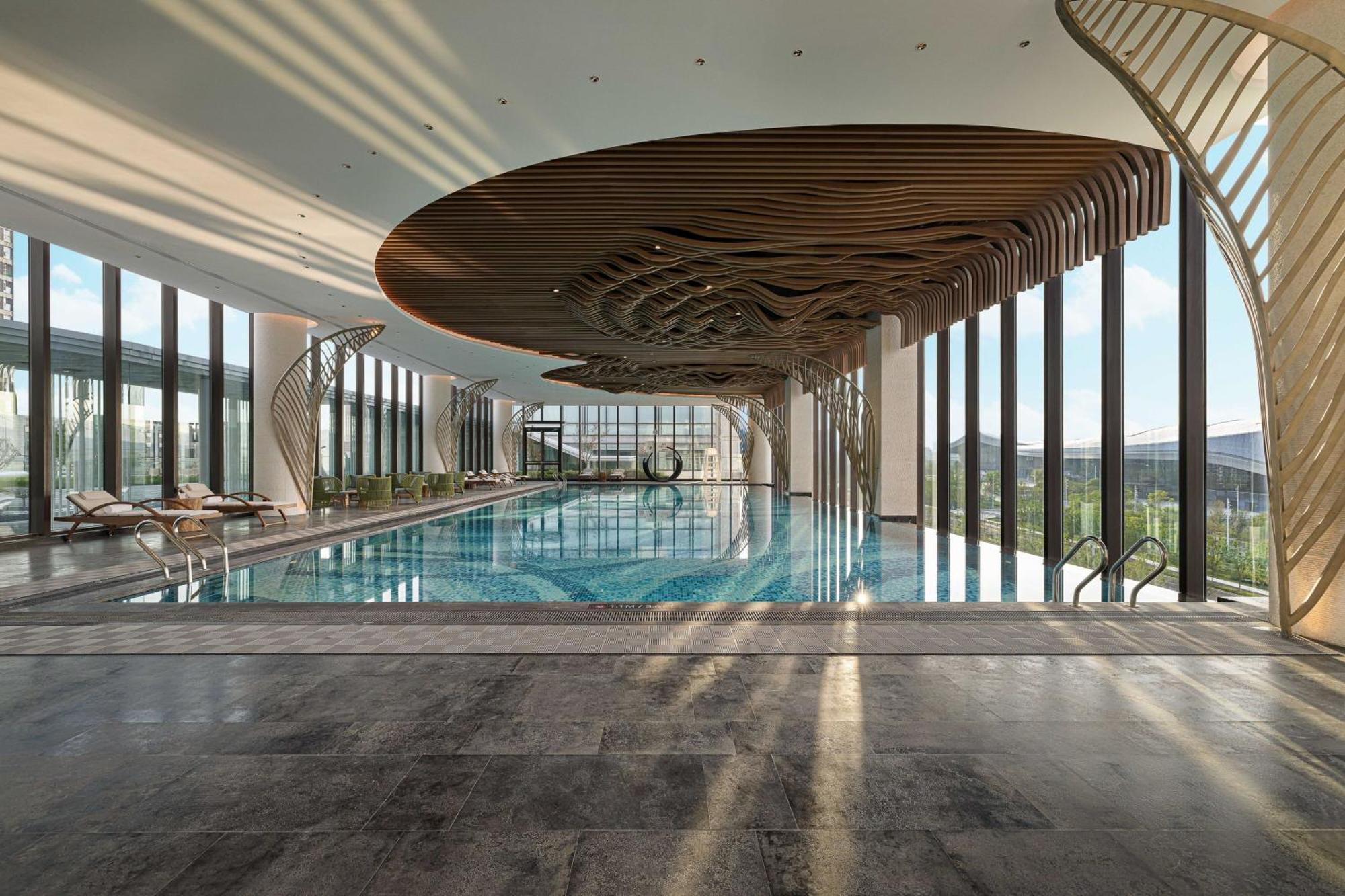 The Westin Yantai Hotel Bagian luar foto