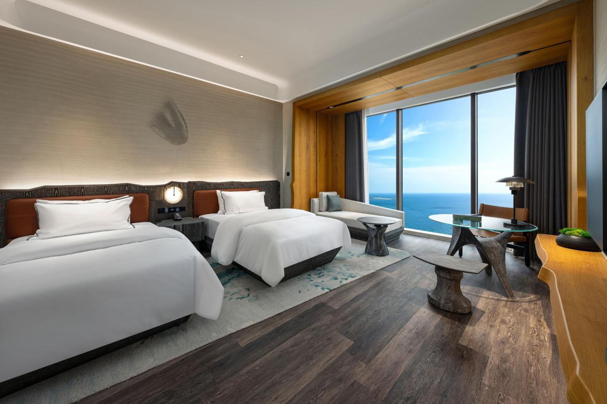 The Westin Yantai Hotel Bagian luar foto